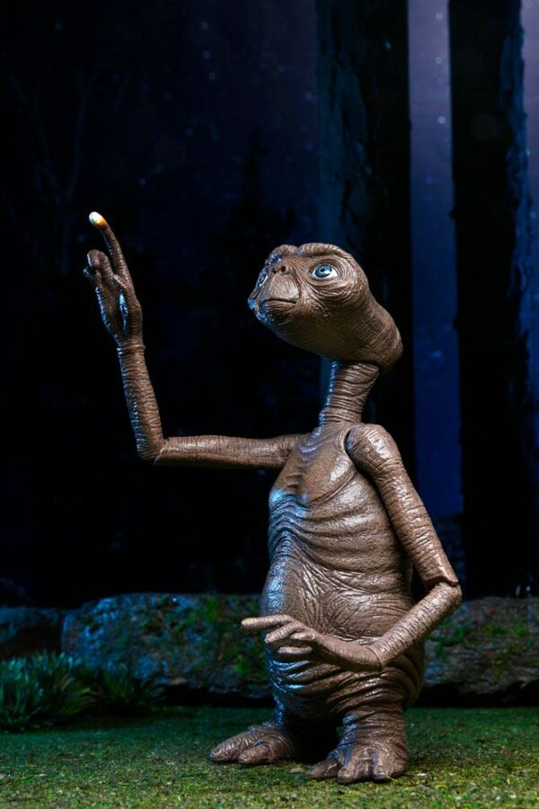 ULTIMATE E.T. 40 ANIVERSARIO FIG 12 CM E.T... - Imagen 4