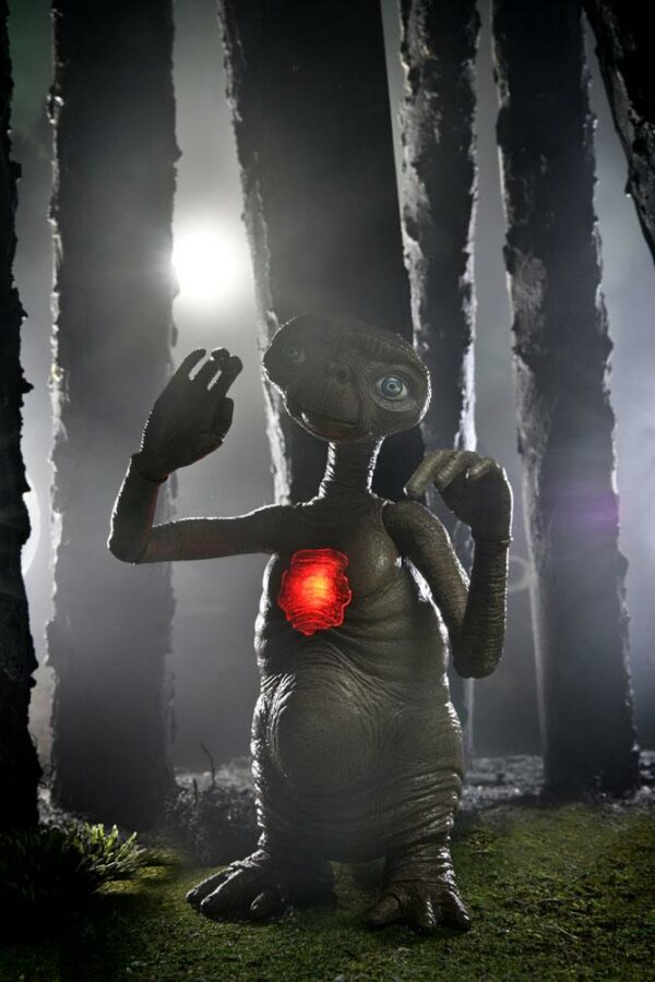 ULTIMATE DELUXE E.T. CON PECHO LED 40 ANIV... - Imagen 6