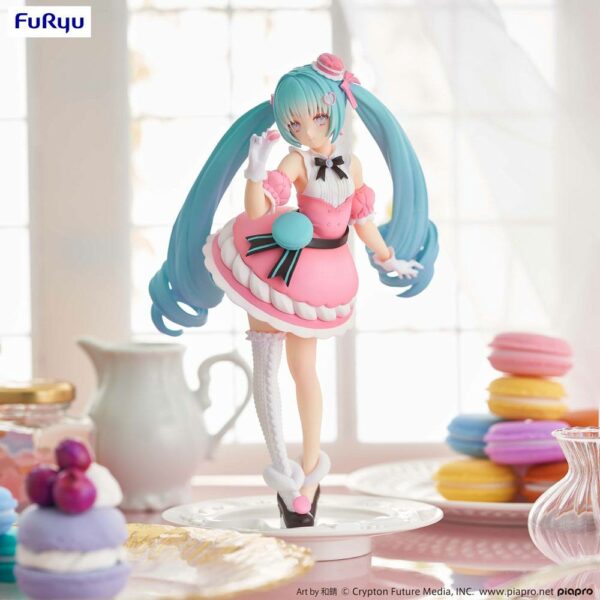 HATSUNE MIKU SWEETSWEETS MACARON FIG 21 CM HATSUNE MIKU EXCEED CREATIVE FIG - Imagen 2