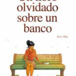 Un libro olvidado sobre un banco